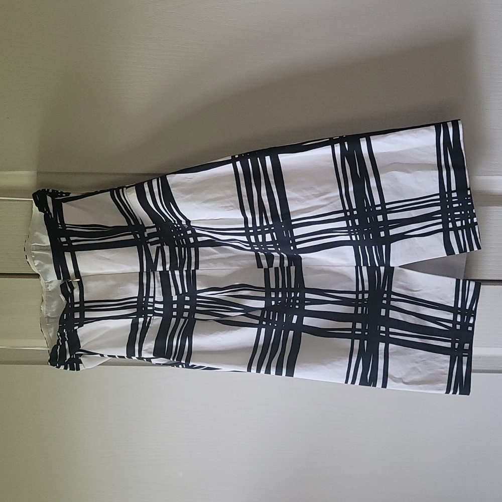 Express design studio tubetop dress w/ functional pockets Silky and soft inside - Picture 6 of 6